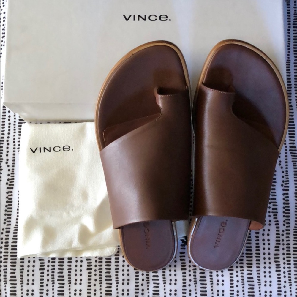 Vince Sandals with Toe Loops S3 - Picture 4 of 9